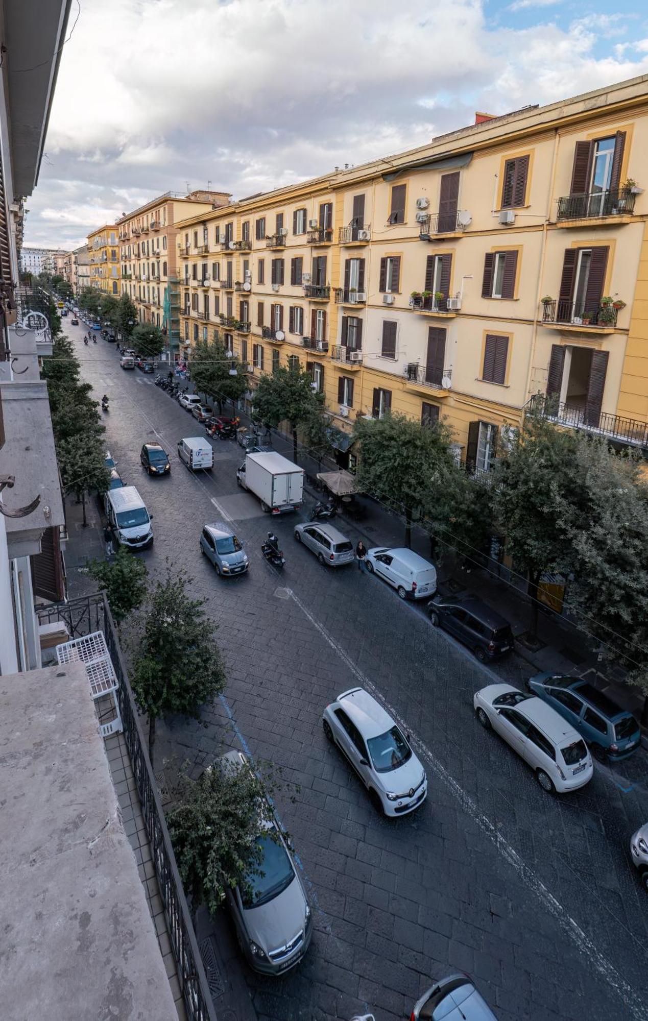 Garibaldi 125 Ξενοδοχείο Νάπολη Εξωτερικό φωτογραφία